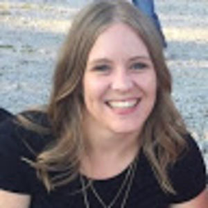 Meet your Posher, Caitlin